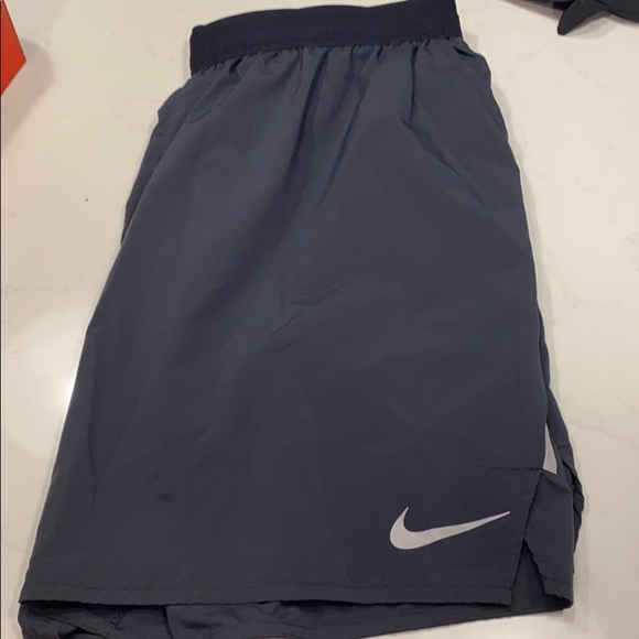 Men’s Dri Fit shorts - Picture 1 of 1